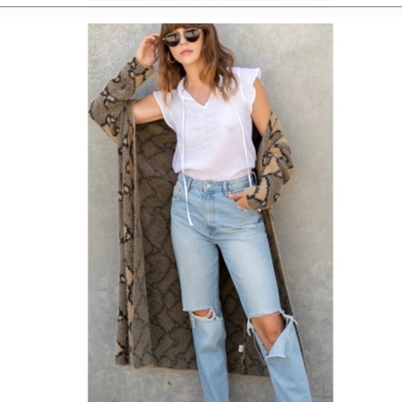 ABSOLUTELY FABULOUS LONG SWEATER SNAKESKIN JACKET - Picture 5 of 8